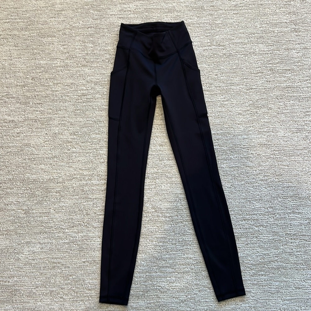 Lululemon Invigorate High Rise Tight 28”, black, size 2, like new